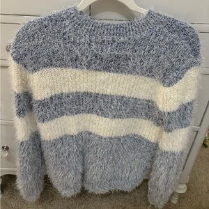 Size medium women’s sweater!